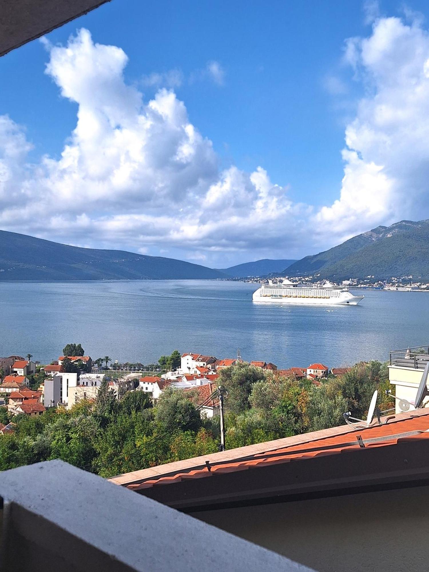 Adriabay Studio Tivat Habitación foto
